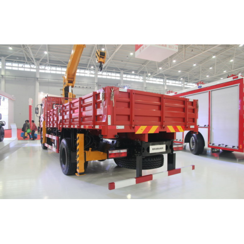 Grue mobile de camion de châssis de Dongfeng 8 tonnes